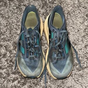 New Balance Rebel V4 Shoes